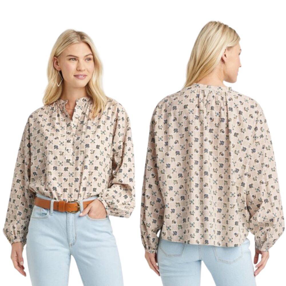 Universal Thread Large Balloon Sleeve Poet Blouse